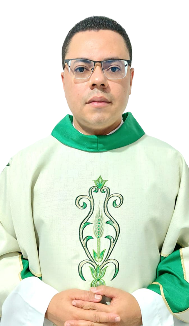 Padre Lucas Claudino