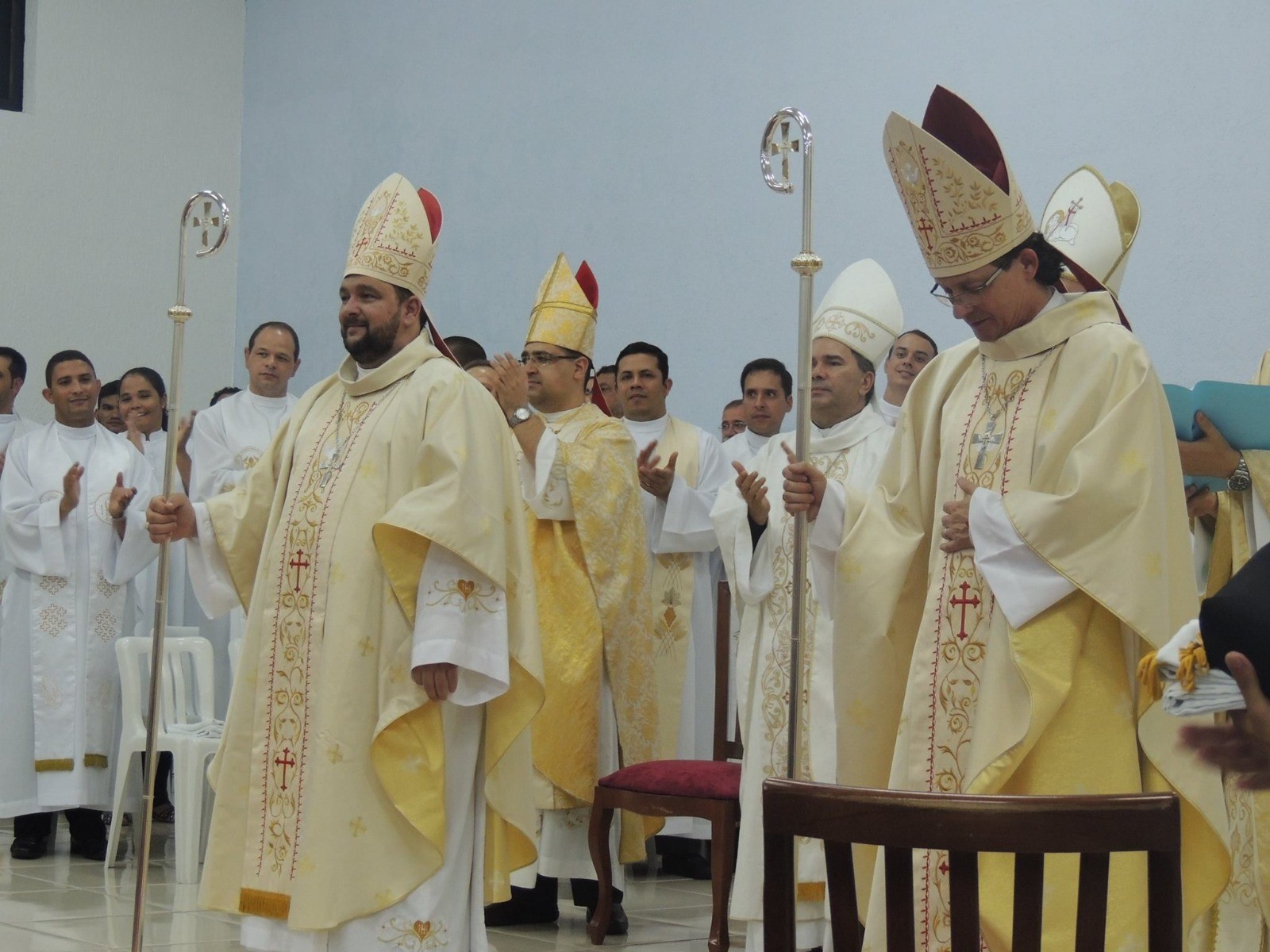 Sucessão Apostólica