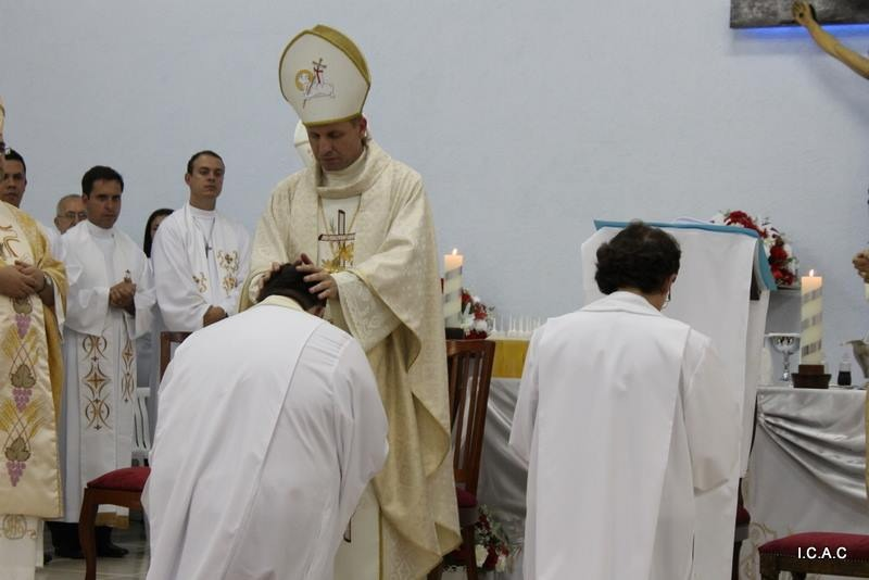 Sucessão Apostólica